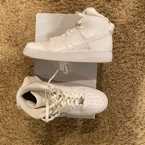 Air Force 1 high triple white